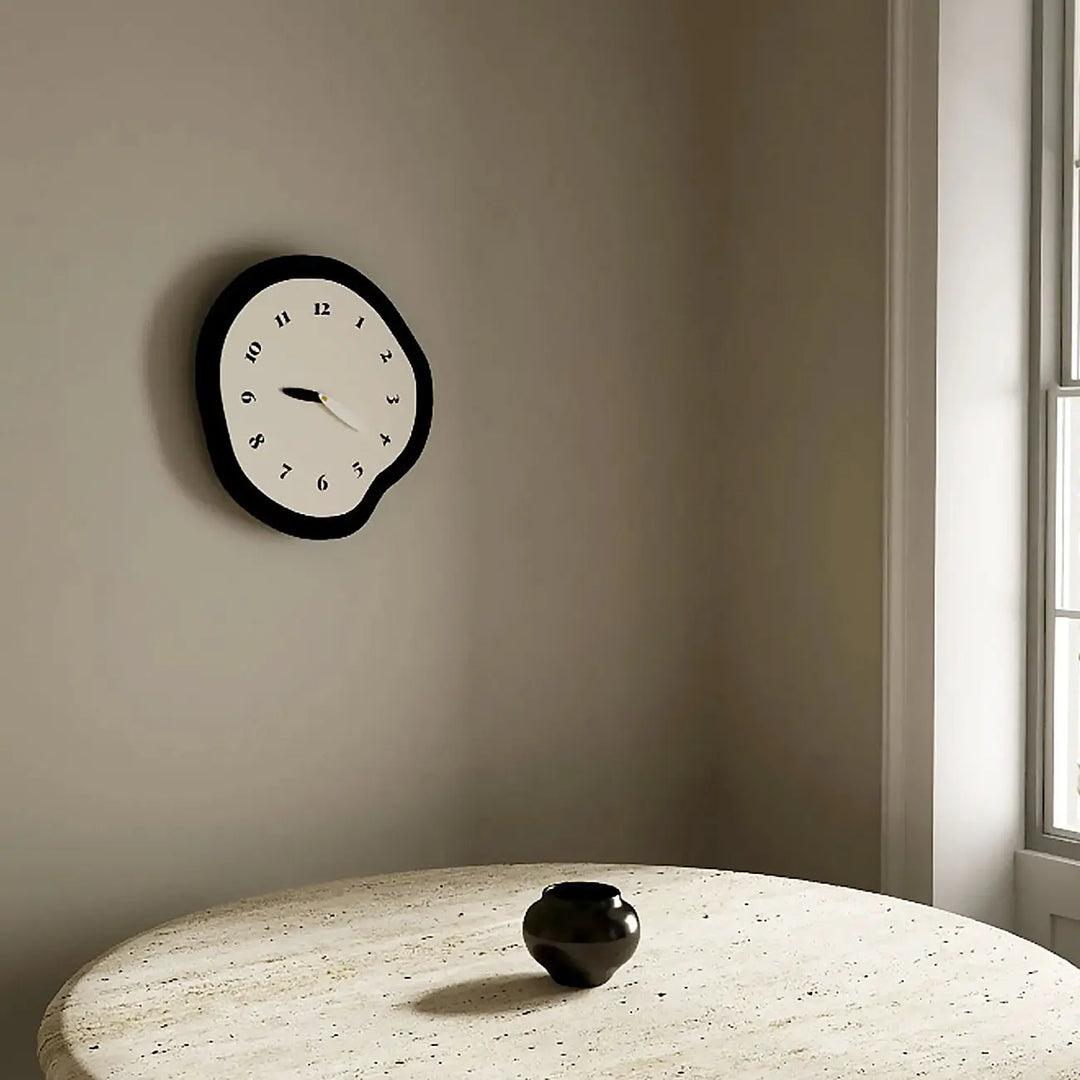 Lisslune | CalmChime - Modern silent wall clocks with artistic shape