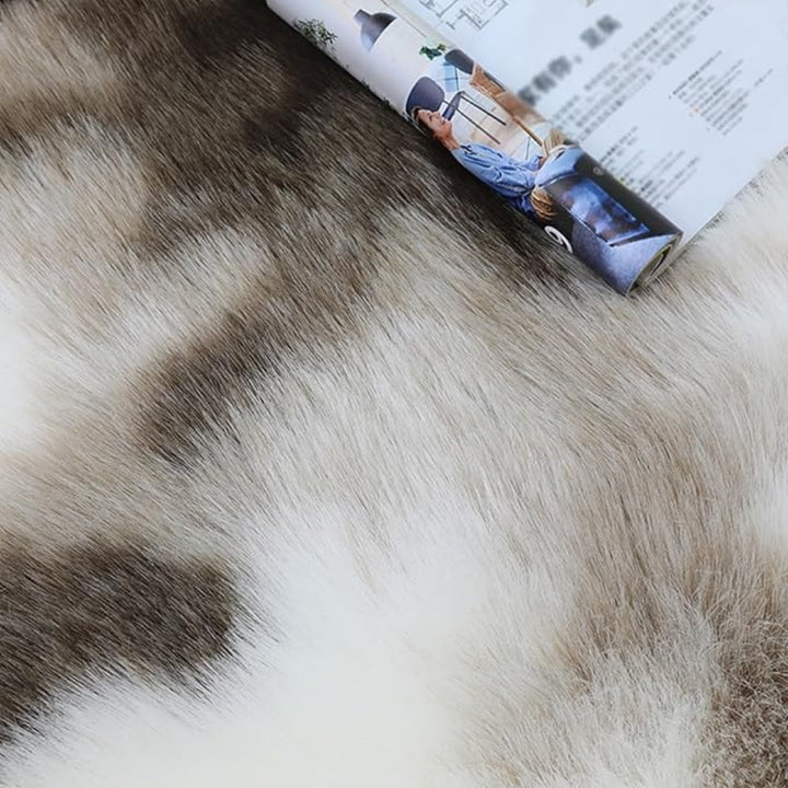 Lisslune | Acrylic Luxurious Synthetic Fur Rug