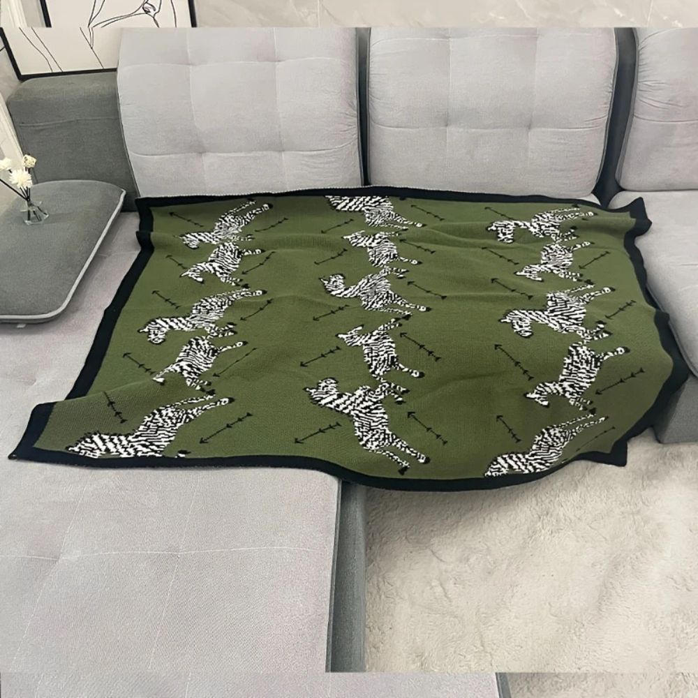 Lisslune | Acrylic Vintage Wild Zebra Knitted Blanket