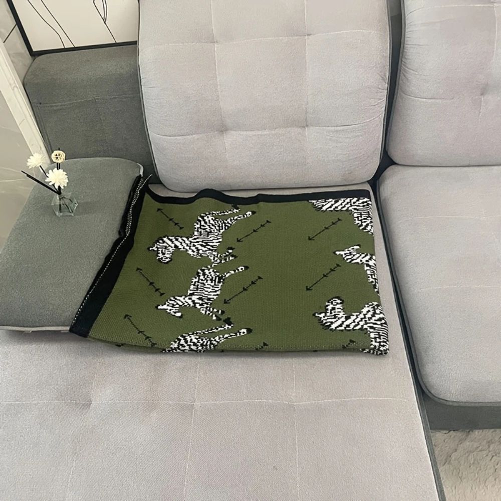 Lisslune | Acrylic Vintage Wild Zebra Knitted Blanket