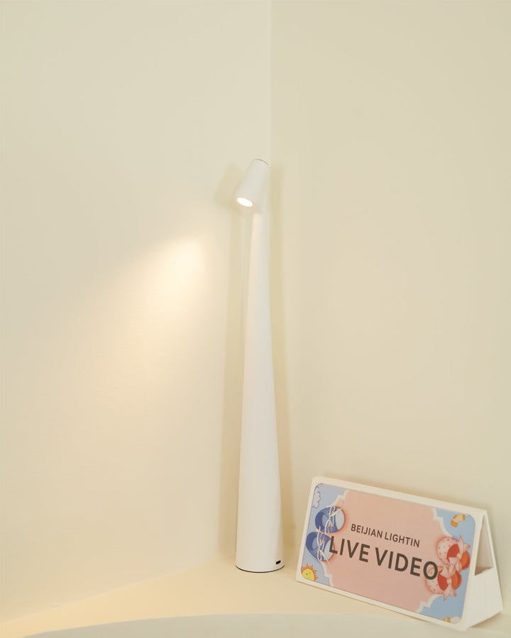 Lisslune | EcoLight – Energy-Efficient Rechargeable Desk Lamp