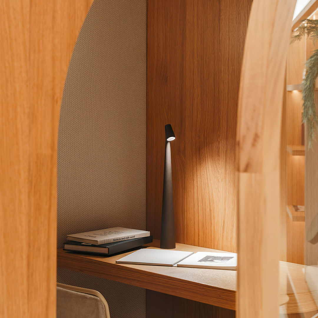 Lisslune | EcoLight – Energy-Efficient Rechargeable Desk Lamp