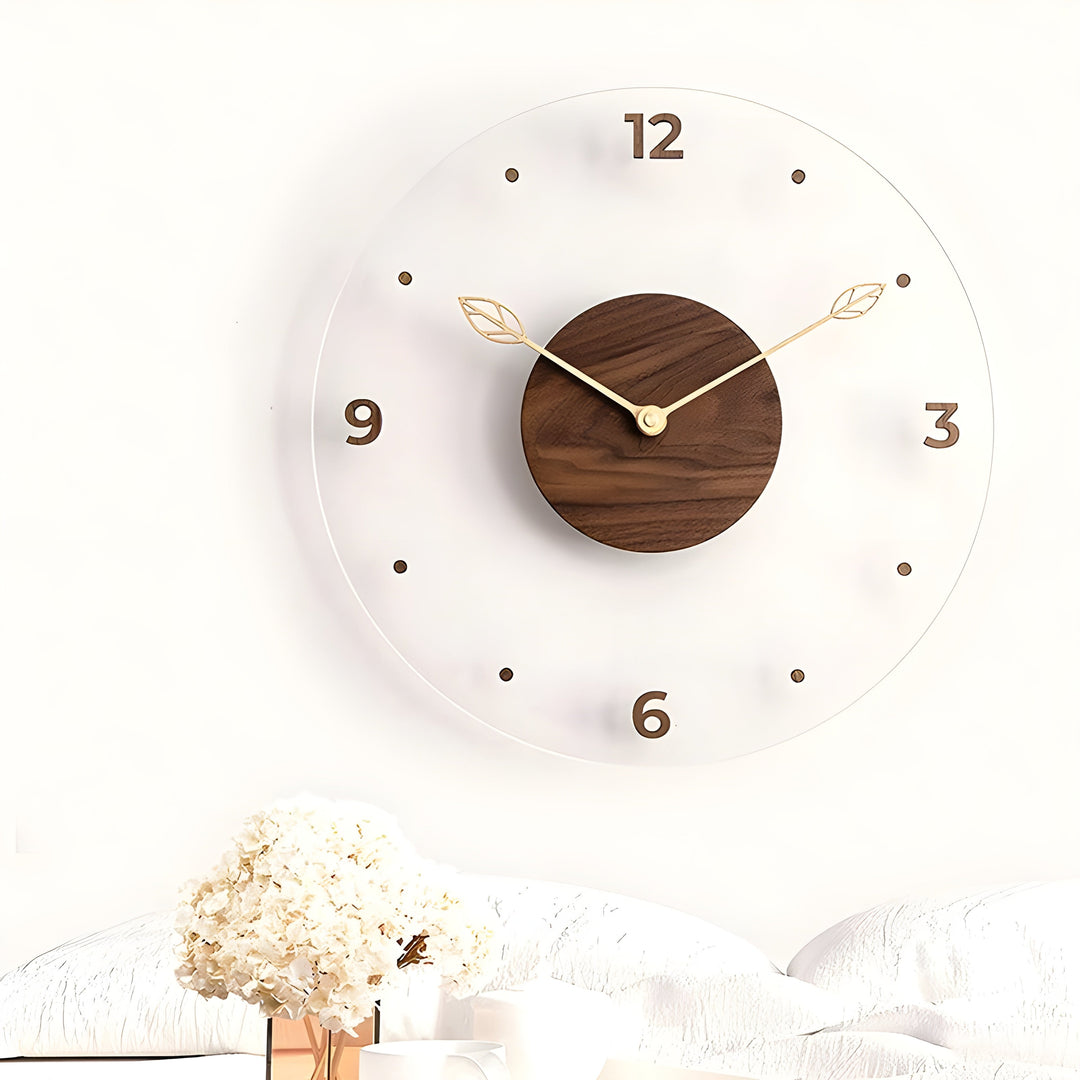 Lisslune | QuietWood – Minimalistic, silent wall clock with a simple design for any room