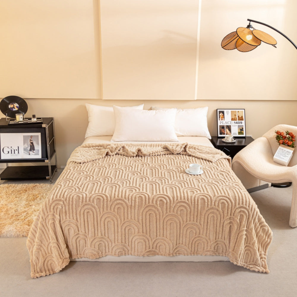 Lisslune | Almira Roman Luxe Soft Plush Blanket