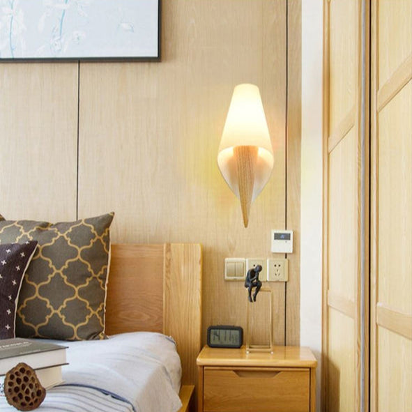 Lisslune | LumièreGlow - Elegant LED wall lamp for the organized home
