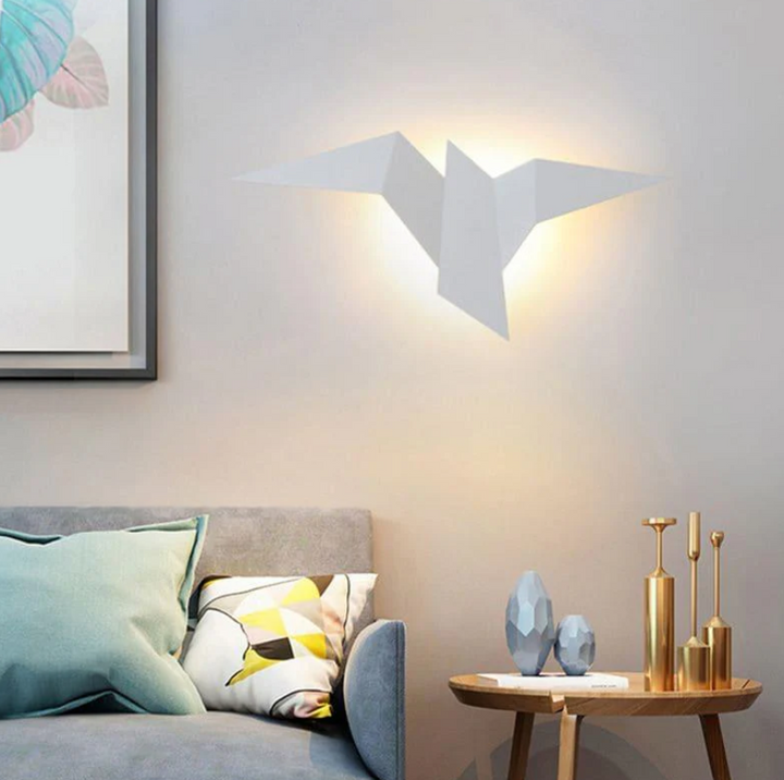 Lisslune | LumeNest – Artistic Bird Wall Lamp for a Modern Accent