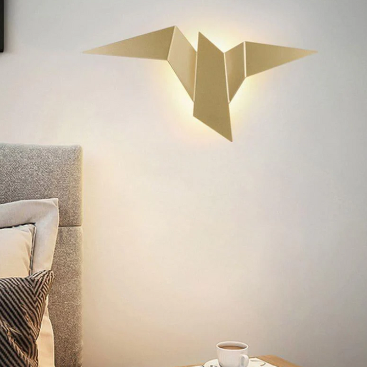 Lisslune | LumeNest – Artistic Bird Wall Lamp for a Modern Accent