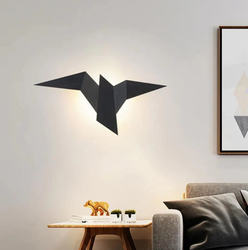 Lisslune | LumeNest – Artistic Bird Wall Lamp for a Modern Accent