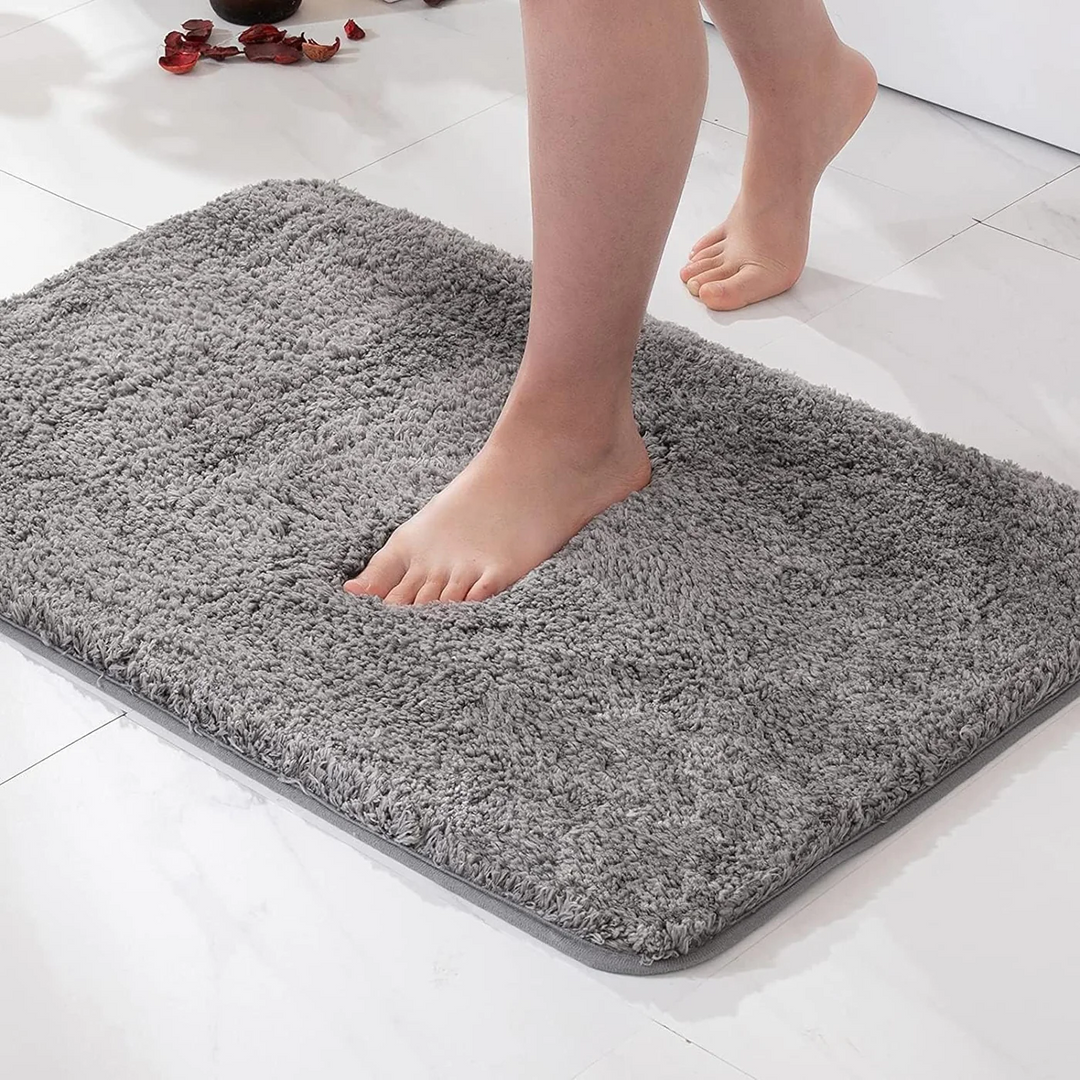 Lisslune | Plush Bath Rug | Ultra-Soft, Highly Absorbent & Non-Slip for Bathroom Safety and Comfort