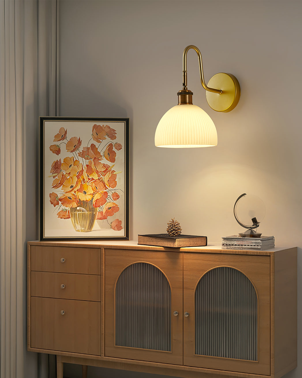 Lisslune | HeritageBeam – Classic Wall Lamp with Luxe Elegance