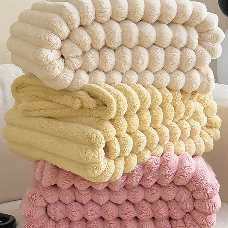 Lisslune | CosyHug | Blanket | Warm and Cozy | Create Your Own Oasis
