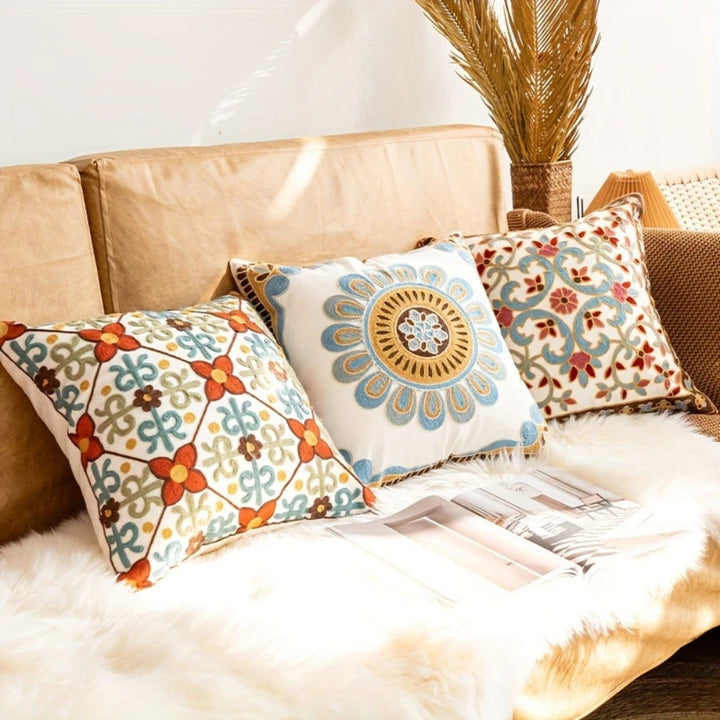 Lisslune | Aurae Embroidered Vintage Cushion Cover