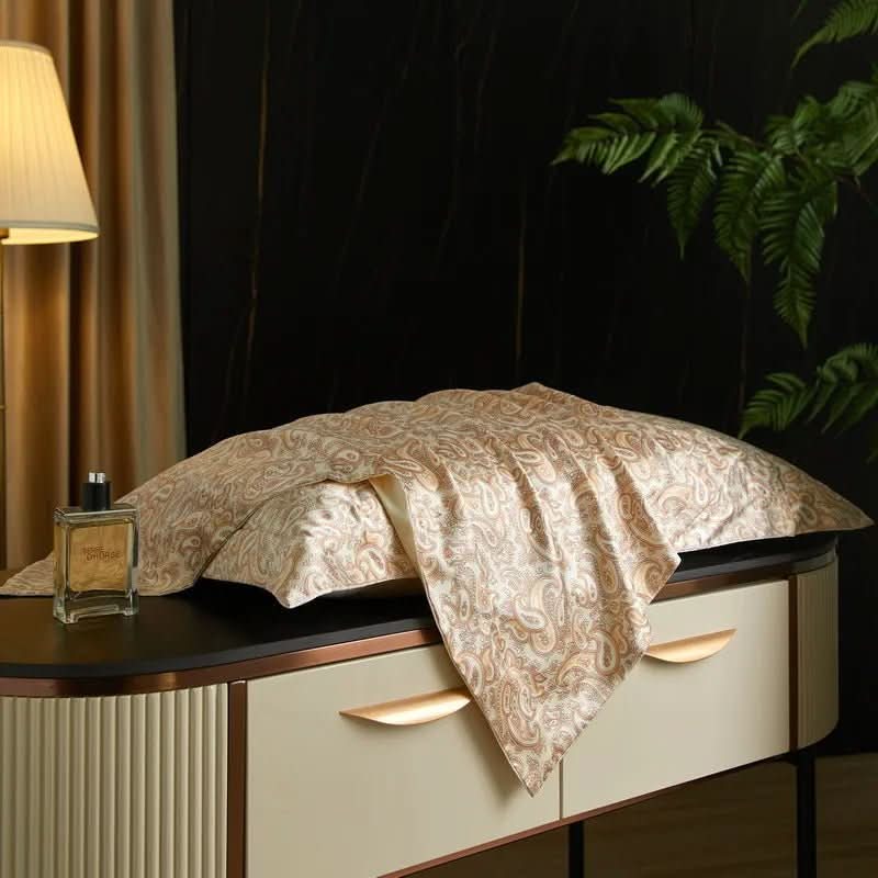 Lisslune | Mulberry Silk Pillowcase for Luxurious & Restful Sleep