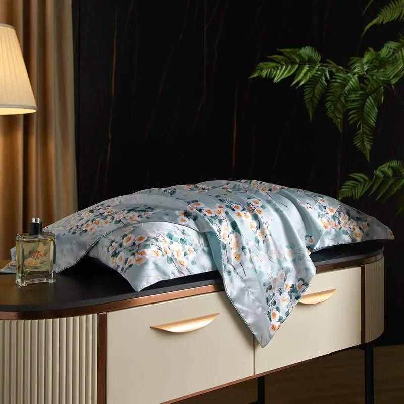 Lisslune | Mulberry Silk Pillowcase for Luxurious & Restful Sleep