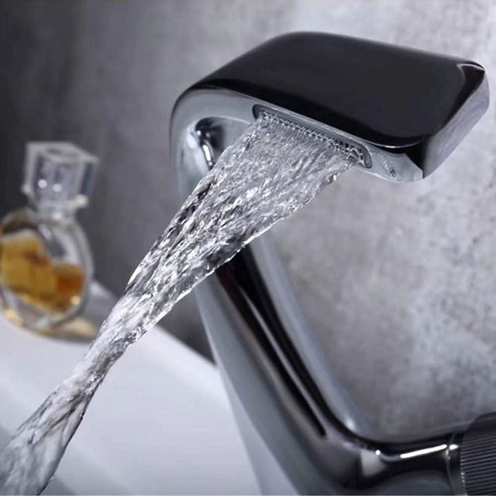 Lisslune | Modern Bathroom Sink Mixer Faucet – Stylish Chrome Tap