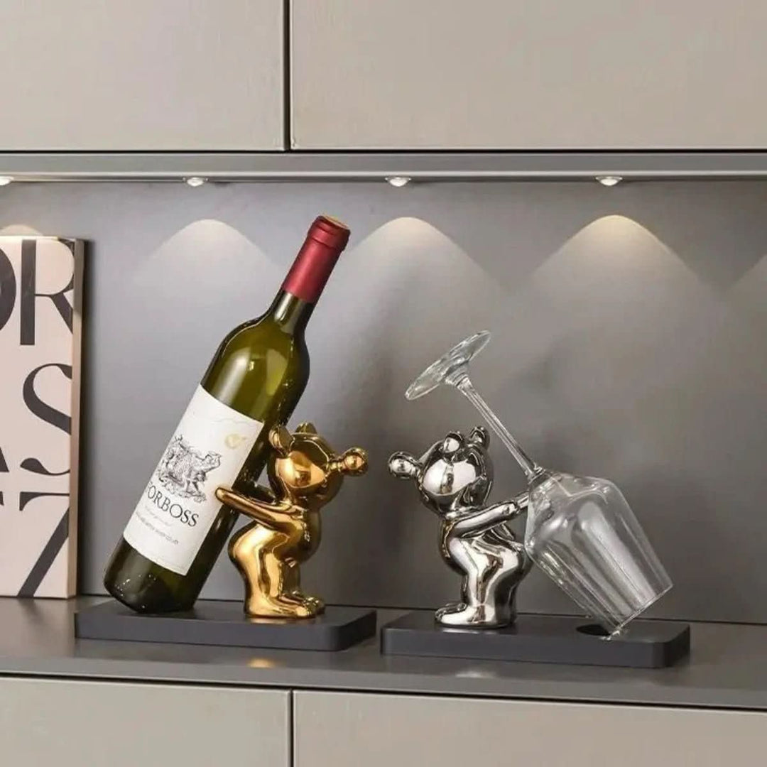 Lisslune | Decorative ceramic wine rack in bear design for stylish bottle storage