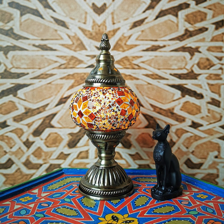 Lisslune | Traditional Tiffany Oval Glass Iron 1-Light Table Lamp for the Living Room