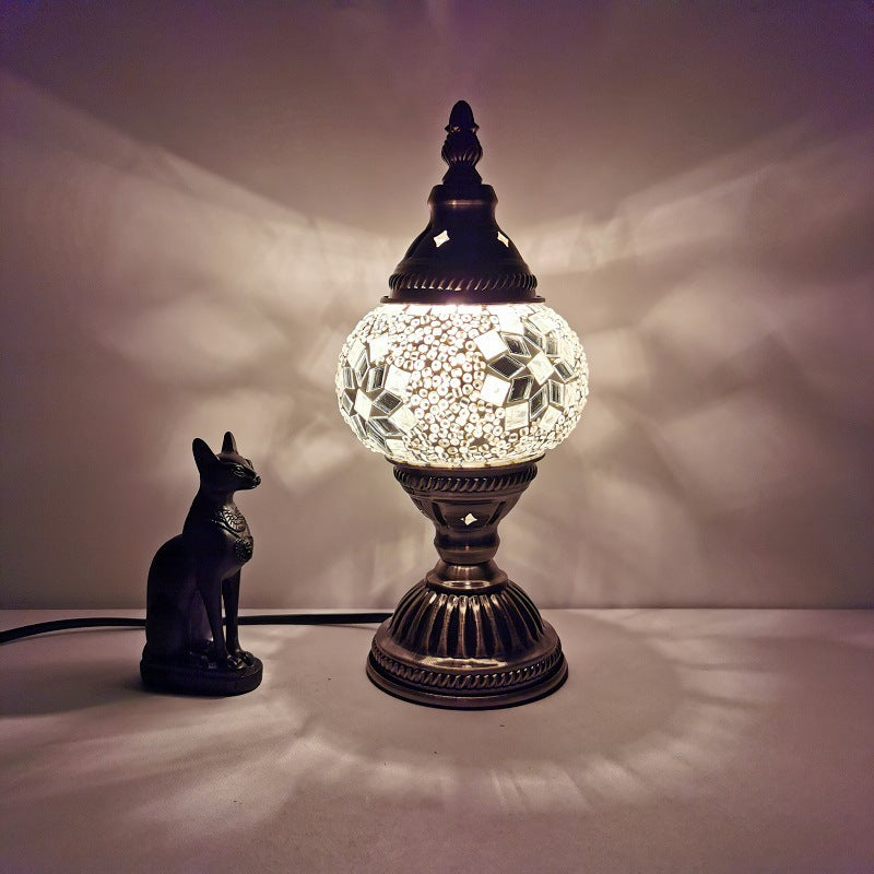 Lisslune | Traditional Tiffany Oval Glass Iron 1-Light Table Lamp for the Living Room