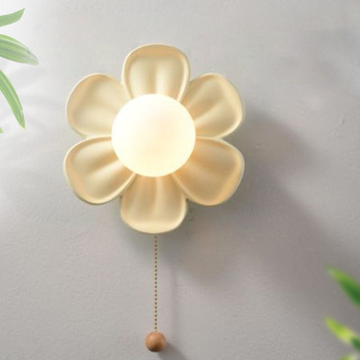 Lisslune | BloomSphere Artistic Flower Ball Wall Light – Modern Flower Decoration