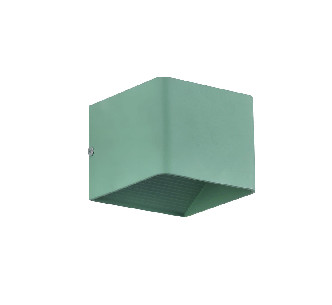 Lisslune | OrrSquare – Modern square wall lamp for stylish lighting