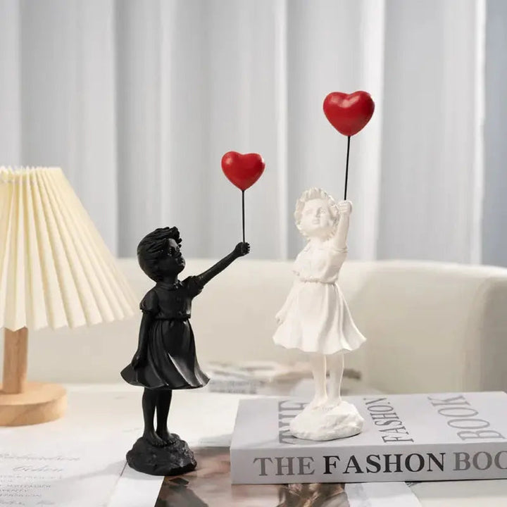 Lisslune | Banksy flying Balloon Girl Statue