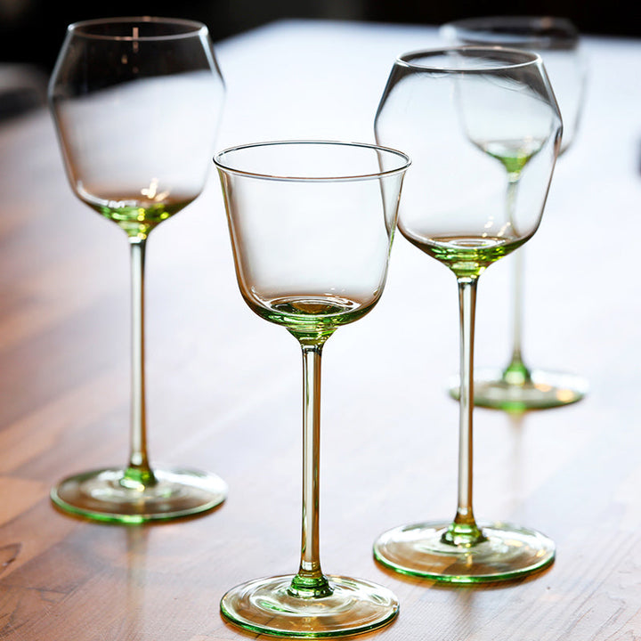 Lisslune | Bareqeth Green Wine Glass