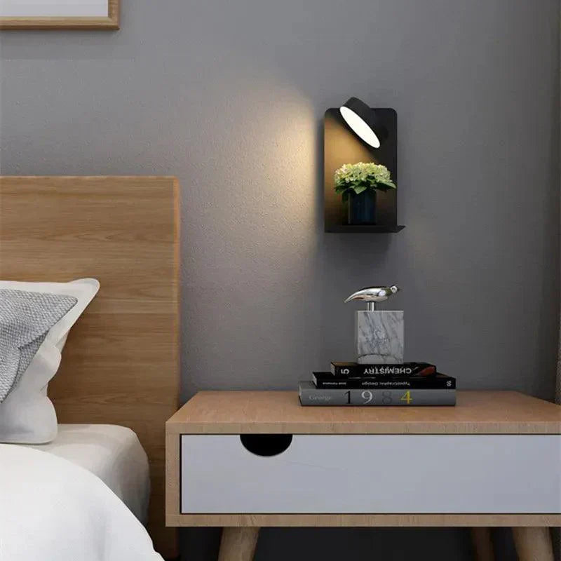 Lisslune | Night lamp with charger - BrightHub - 330° Rotatable - Charging station
