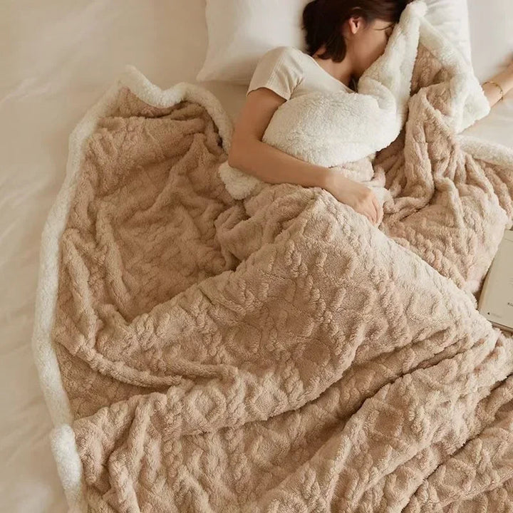 Lisslune | Heavy Winter Blanket with Soft Lamb Wool Ceiling Layer