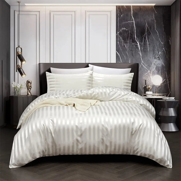Lisslune | VelvetDream - Black Satin Bed Set