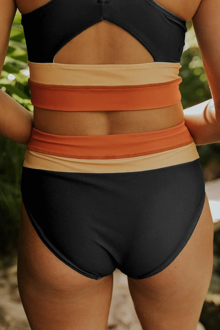 Lisslune | Black Colorblock Cut Back Bikini Set