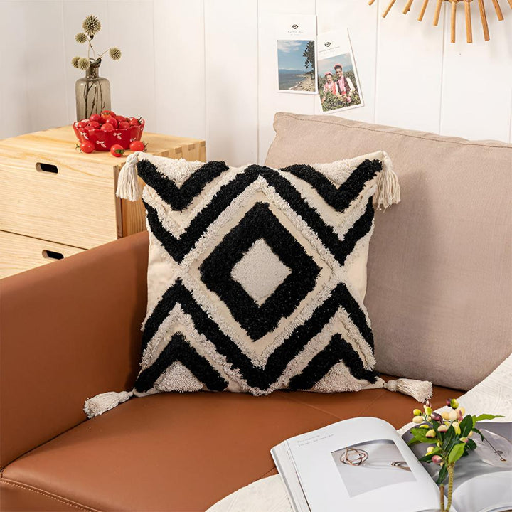 Lisslune | Casablanca Tufted Cushion Cover
