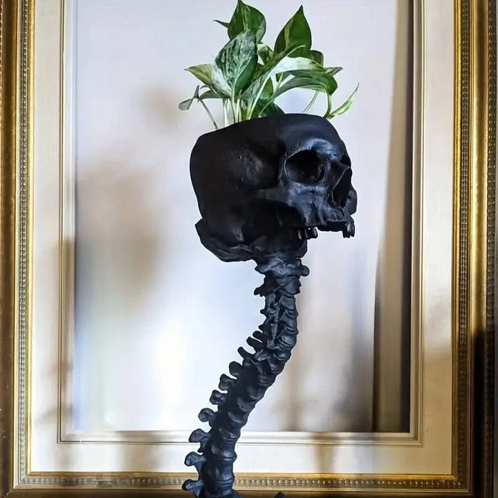 Lisslune | BoneBloom | Planter with Skull and Spine