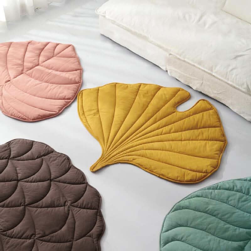 Lisslune | LeafNest Dog Bed – Comfortable Leaf-shaped Bed made of Cotton and Polyester