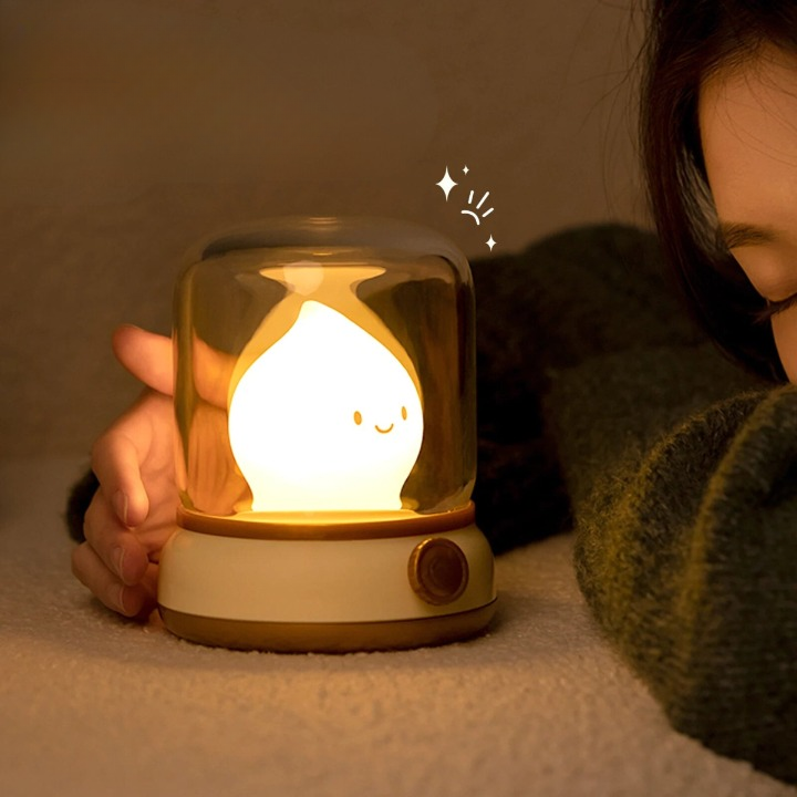 Lisslune | FlameFlicker - Mini rechargeable table lamp with glow effect