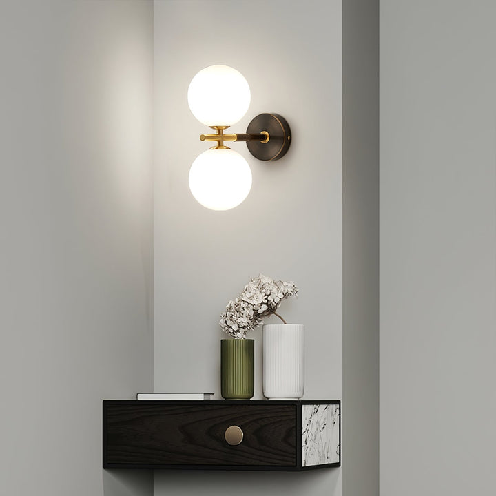 Lisslune | GlobalGlow – Gold Wall Lamp with Global Inspiration