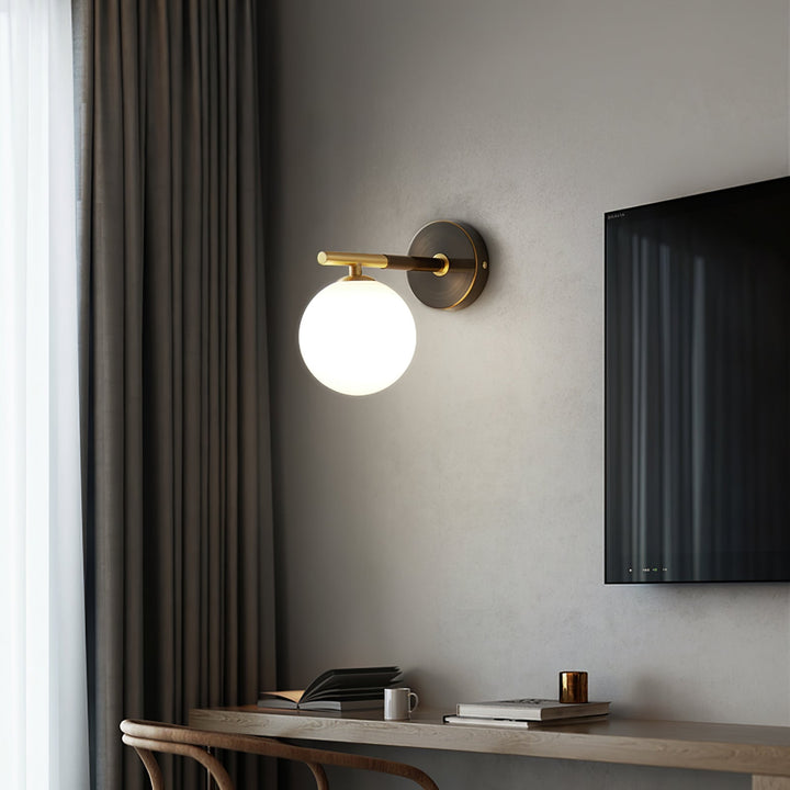 Lisslune | GlobalGlow – Gold Wall Lamp with Global Inspiration