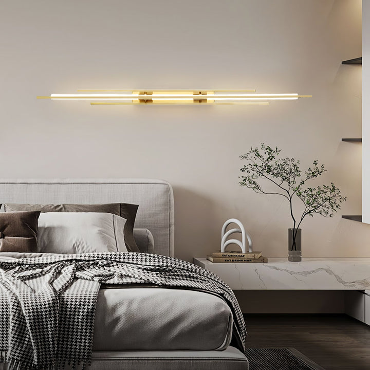Lisslune | LuxeAura – Opulent Gold Wall Light for Elegant Spaces