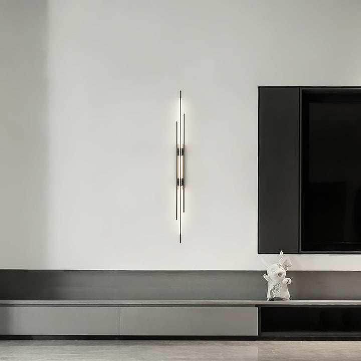 Lisslune | LuxeAura – Opulent Gold Wall Light for Elegant Spaces