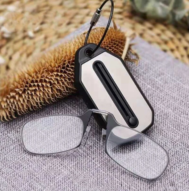 Lisslune | The reading glasses you will never forget!