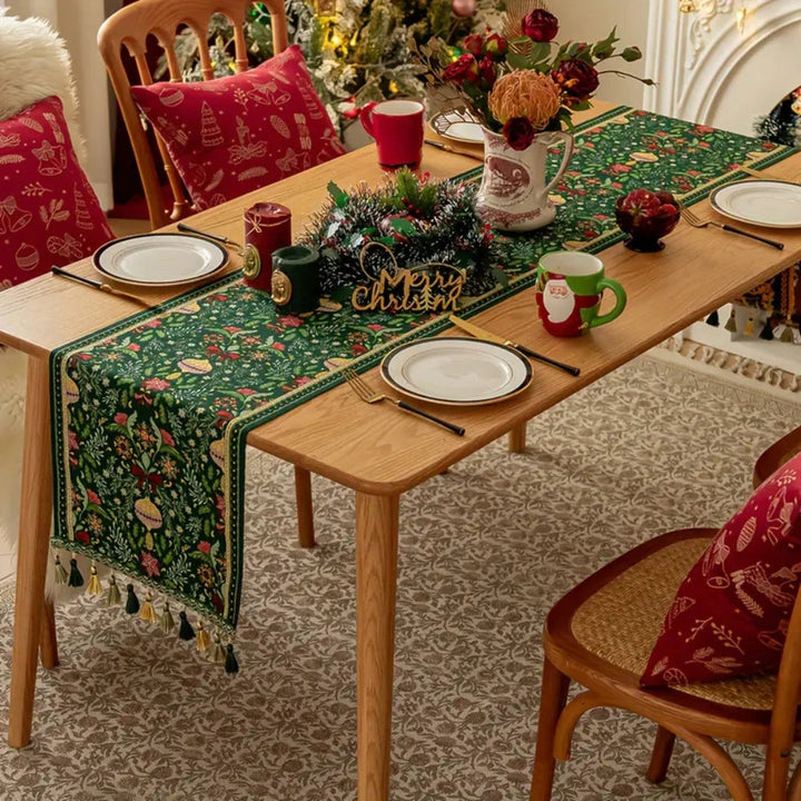 Lisslune | Tapestry Botanical Holiday Table Runner