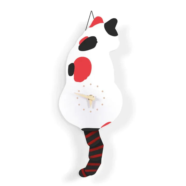 Lisslune | FelineTime – An original watch with cat design and a beautiful, wiggling tail movement