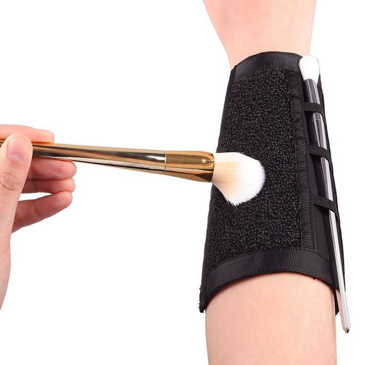 Lisslune | BRUSHCLEAN – Professional makeup brush cleaner for hygienic cleanliness