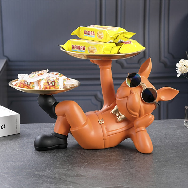 Lisslune | Butler figure | Decorative & Functional, Holds your stuff securely
