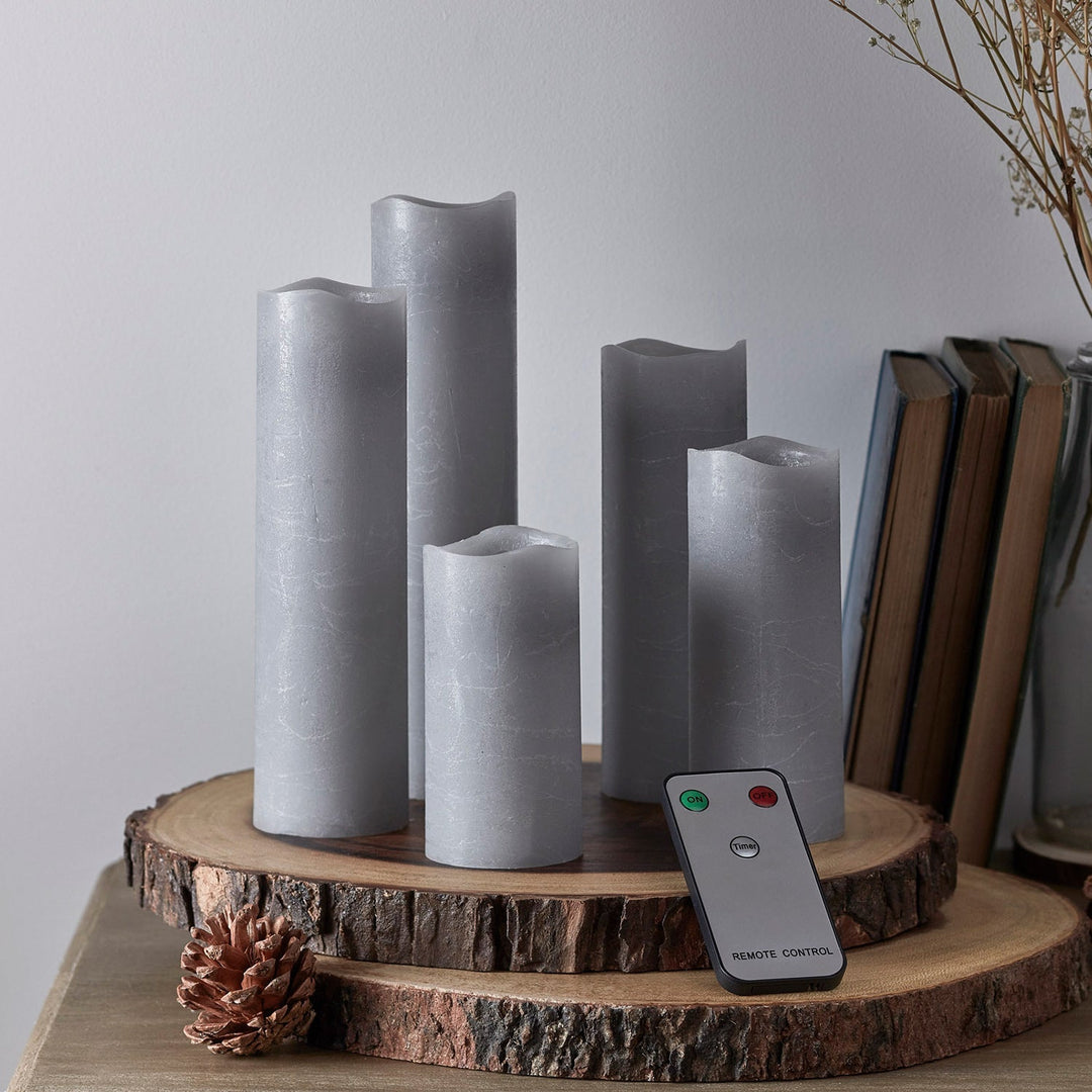 Lisslune | 5-piece set pillar candles gray with remote control