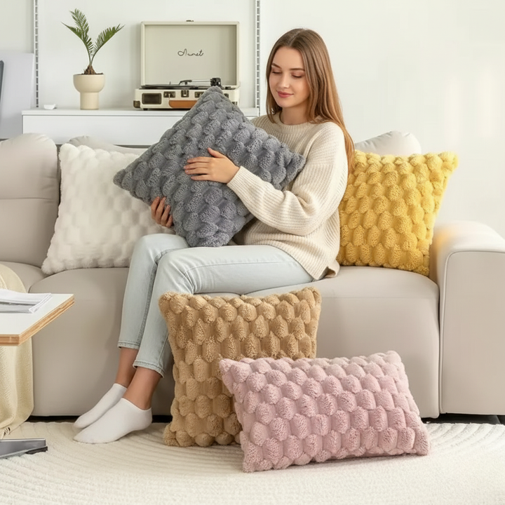 Lisslune | Cushion cover made of cotton blend with fluffy 3D feel