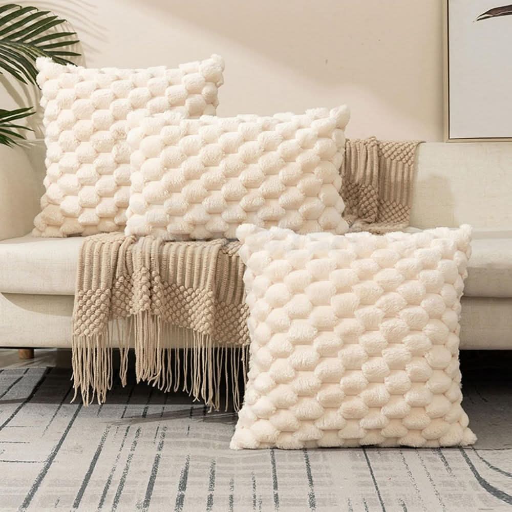 Lisslune | Cushion cover made of cotton blend with fluffy 3D feel