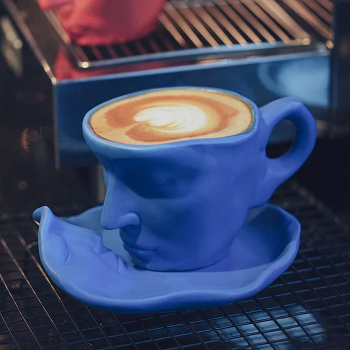 Lisslune | Kyssnades Face ceramic coffee mug