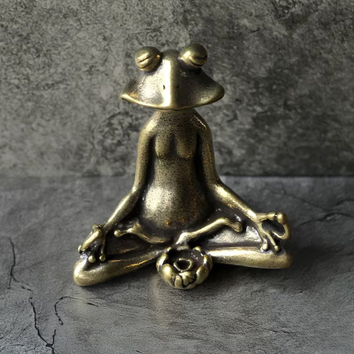 Lisslune | Calm Lotus Frog Miniature Figurine