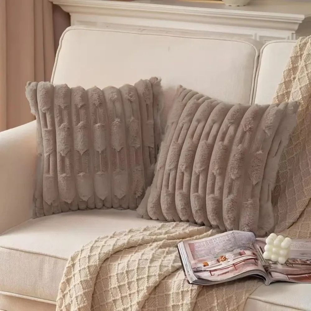 Lisslune | Calm Weave Plush Cushion Cover