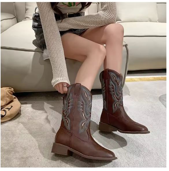 Lisslune | Western Style Boots Women with Pointed Toe and Block Heel, Cowboy Boots Women